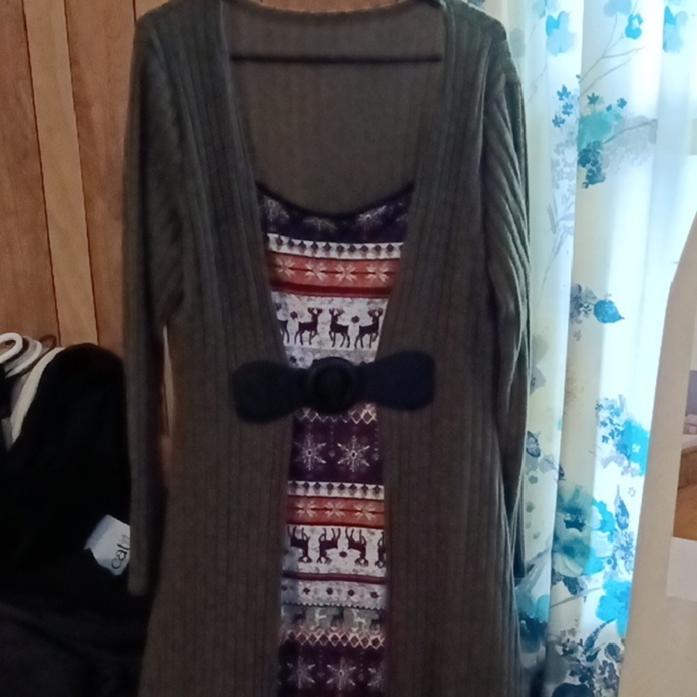 Kohl's Olive and Multicolor Maxi Dress